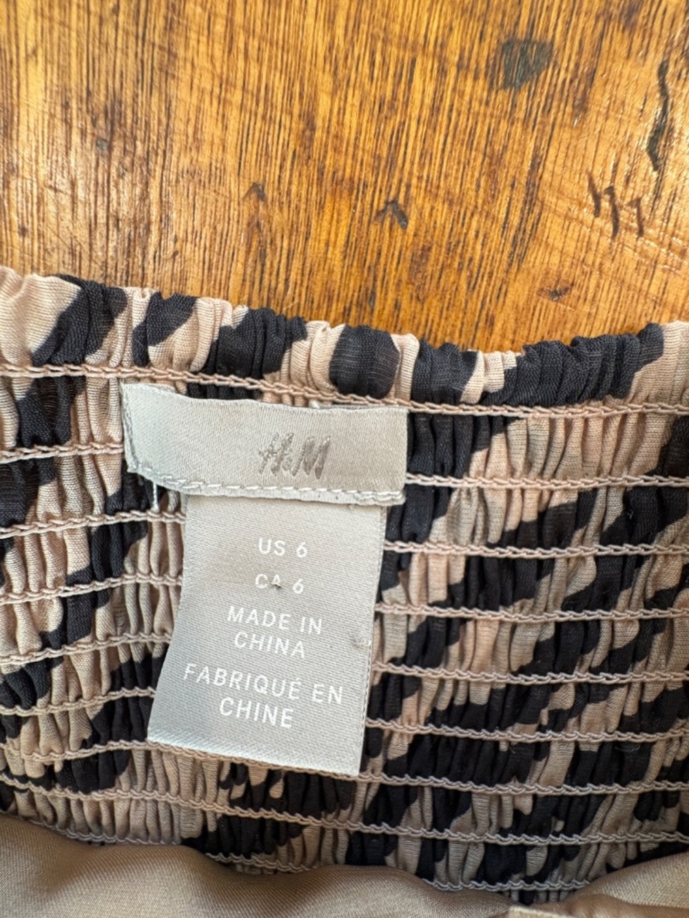 H&M Zebra Print Strapless Mini Dress Ruched Sweetheart Bodice Cotton Size 6 - Picture 4 of 8